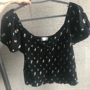 black floral Hollister top